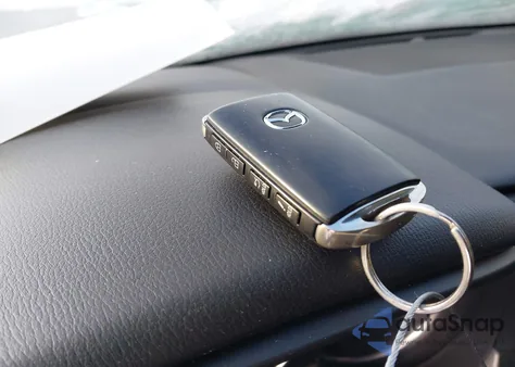 2021 Mazda Mazda6 Sport z USA, uszkodzony, nr VIN JM1GL1UM8M1613069